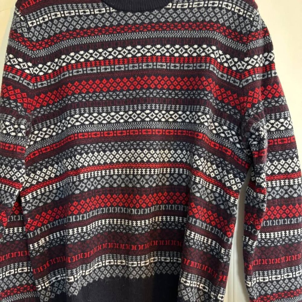 GAP Men's large Nordic Fair Isle Style Striped Knot Lambswool